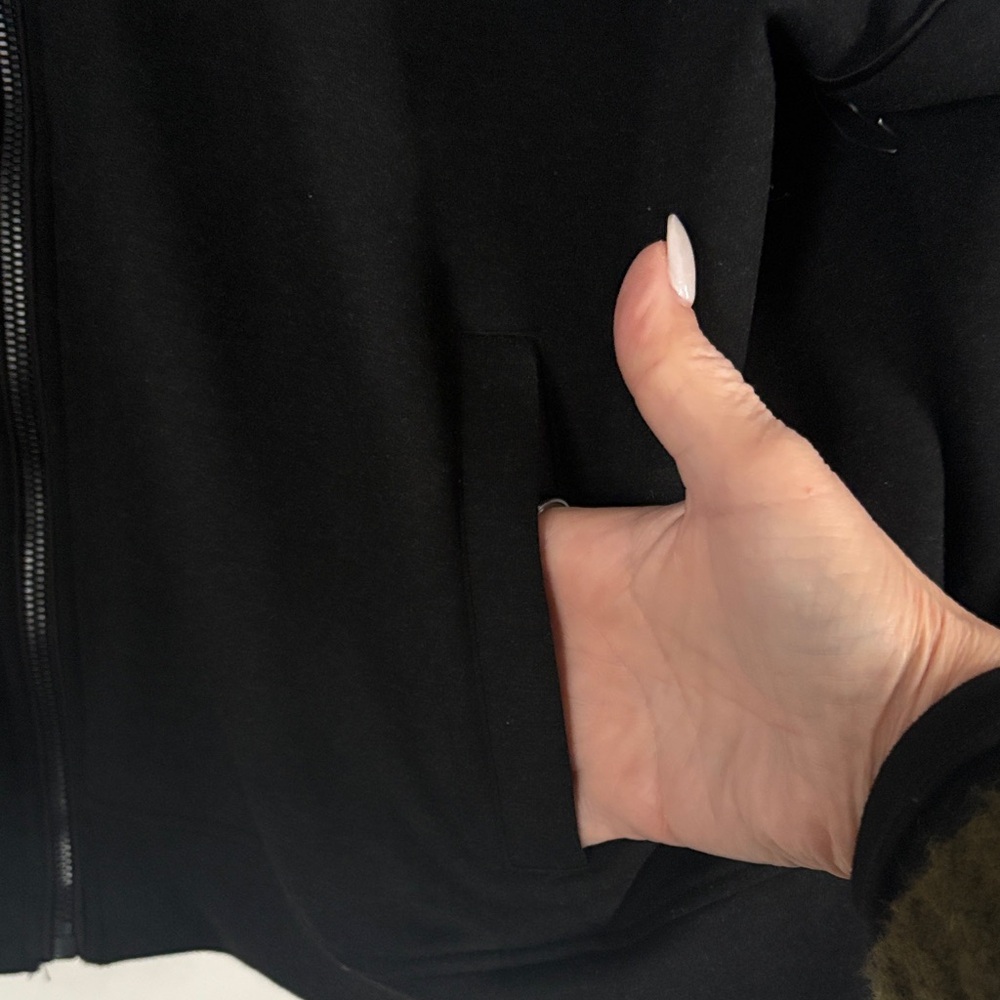 NWT! Black Zip-Up Jacket and Shorts Set - Picture 3 of 4